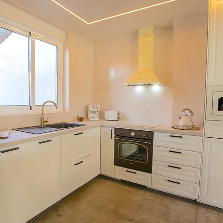 Casa Marea - Con Jacuzzi Y Vistas Al Mar 科拉雷侯